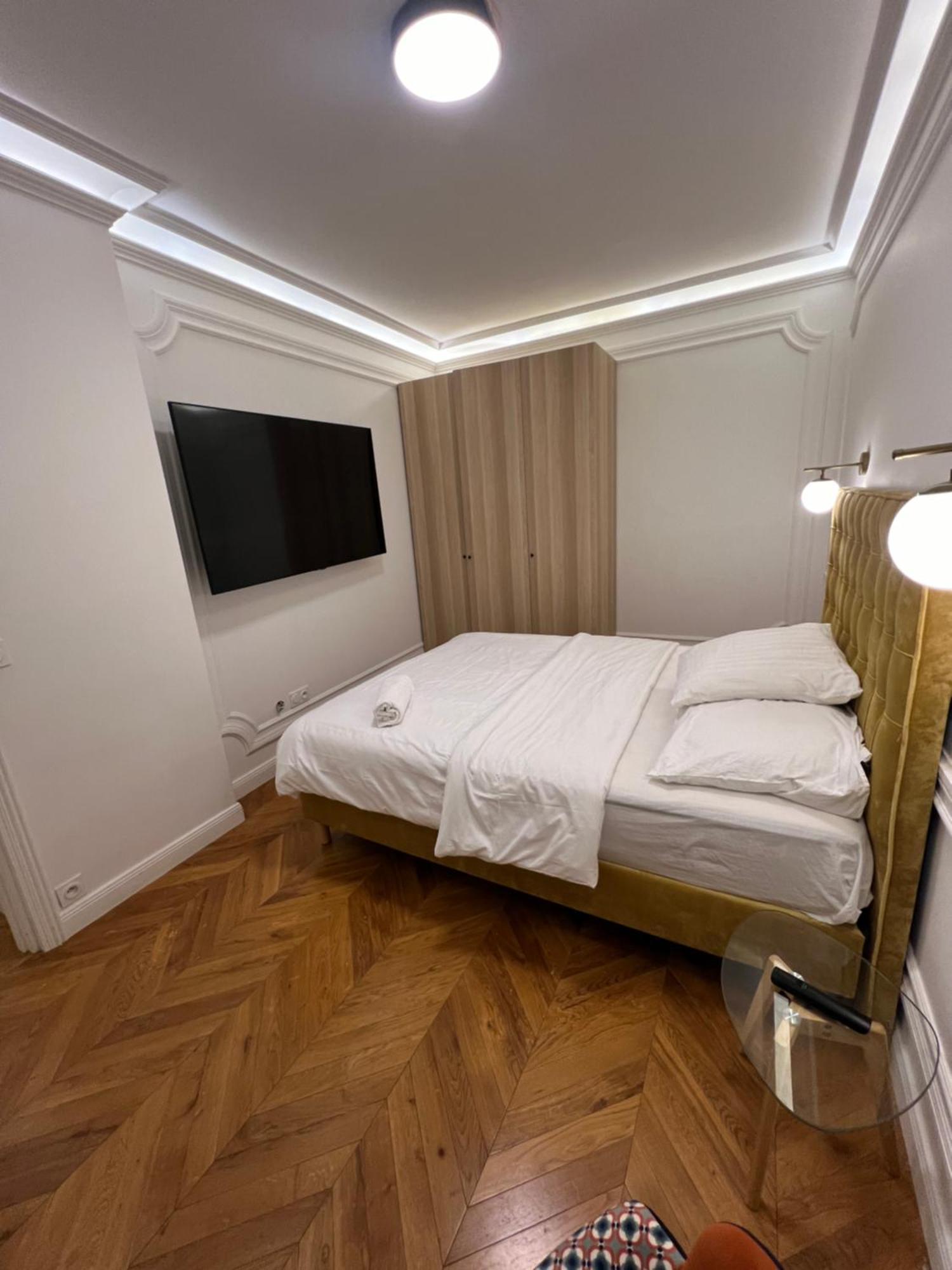 Private Apartments - Champs-Elysees Παρίσι Εξωτερικό φωτογραφία