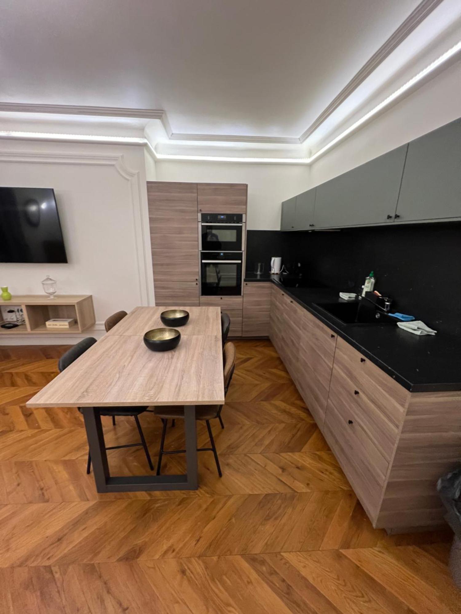 Private Apartments - Champs-Elysees Παρίσι Εξωτερικό φωτογραφία